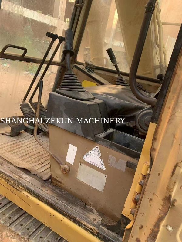 Excavadora CAT E70B usada en Japón con tamaños de mini excavadora y motor original de Japón