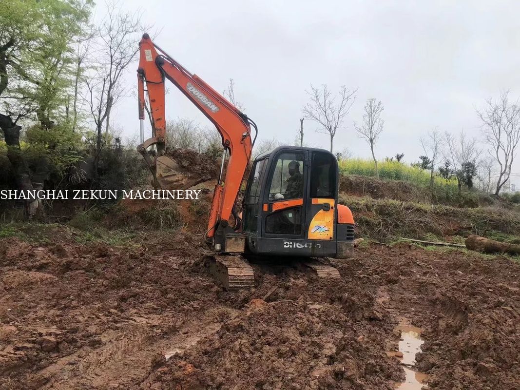 2010 EX60 mini excavadora de segunda mano 38.1kw con válvula hidráulica original