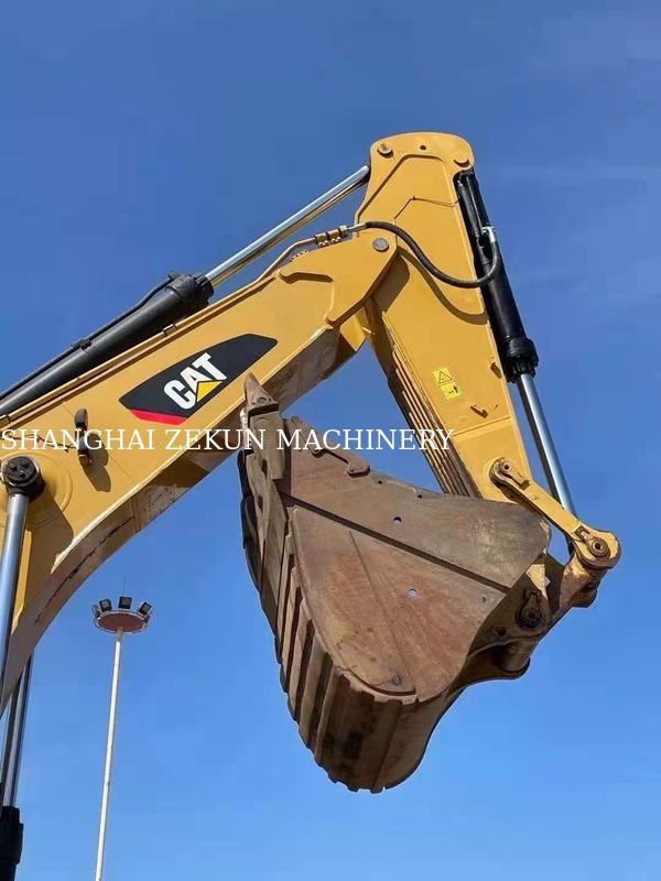 Equipo de construcción de segunda mano Excavadora de rastreo Cat 390F con motor Cat 390 KW