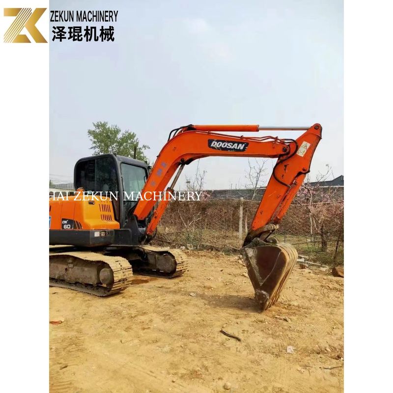 Excavadora usada de segunda mano Doosan DX60-7 DX60-9 6T de Corea