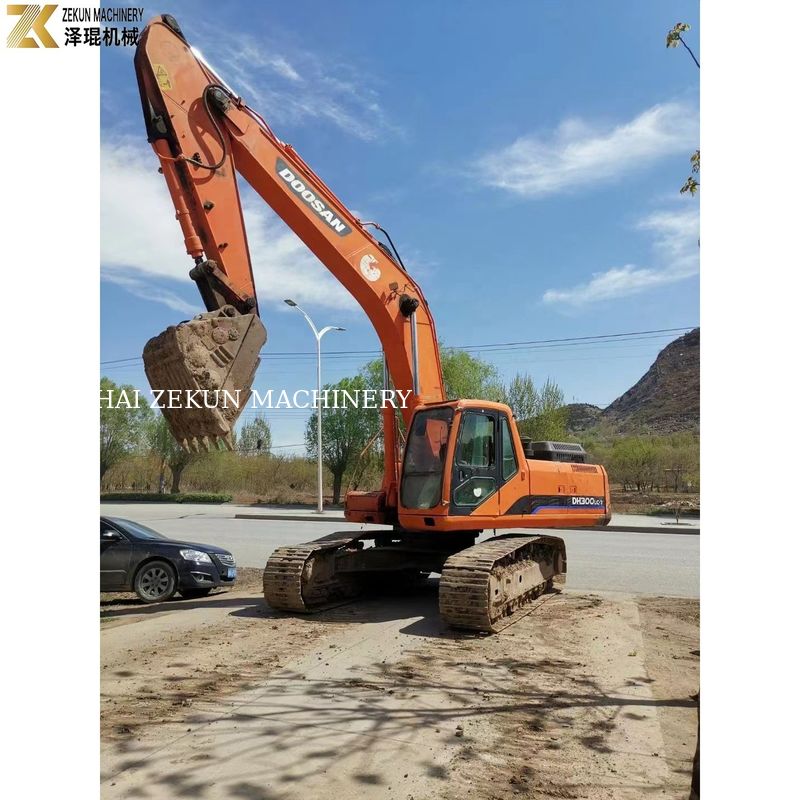 DH300-7 Excavadora usada Doosan 30Ton 2017 año cilindro hidráulico para la minería