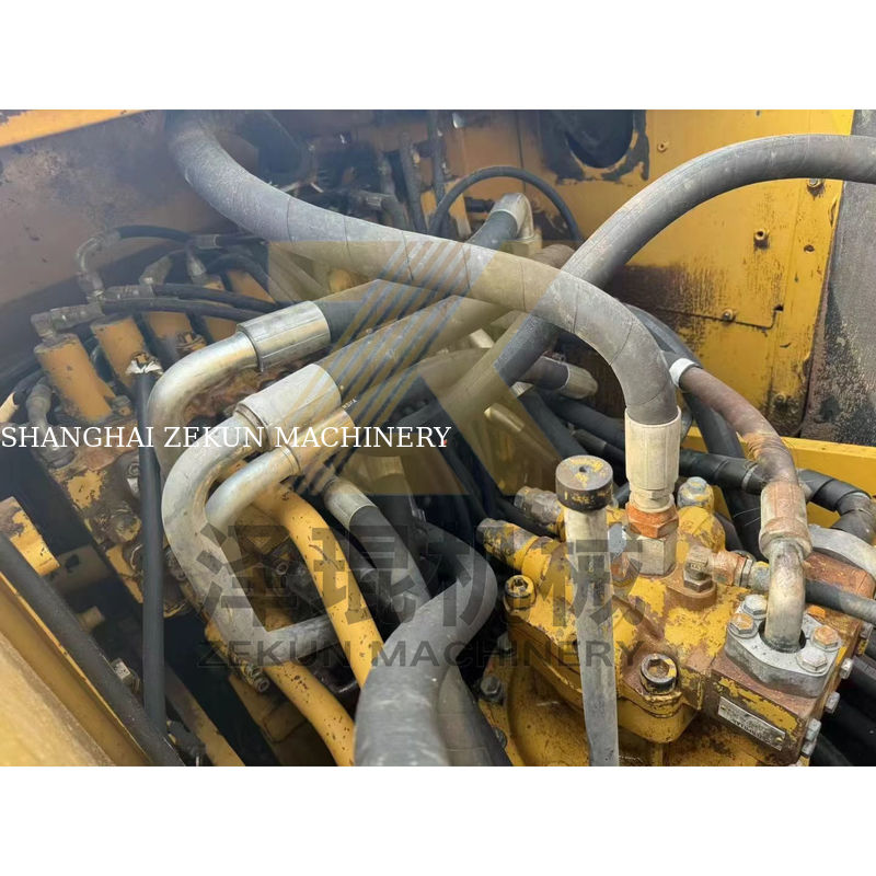 Excavadora usada Cat 320D en Japón con 20000 KG de peso de la máquina en buenas condiciones