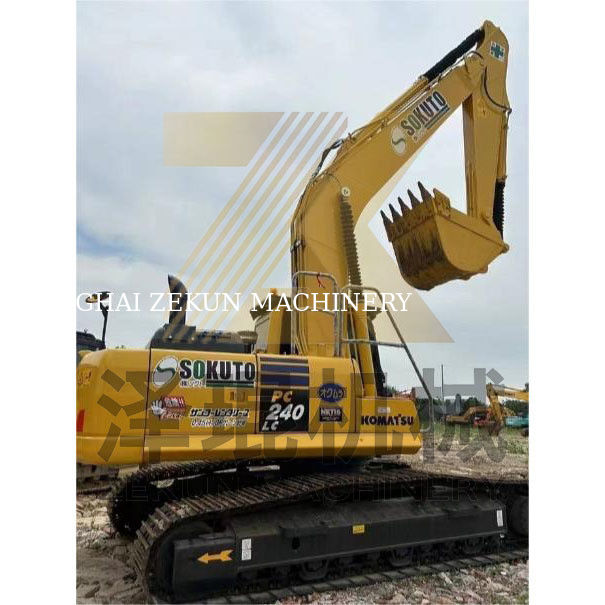 Excavadora Komatsu PC240-7 con horas de trabajo bajas 0-2000 y otro cilindro hidráulico