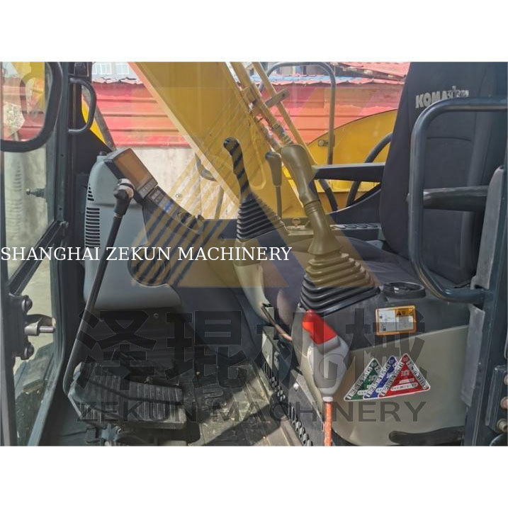 6.59TON Peso de operación 2022 Usado Komatsu PC70-8 Excavadora para sus necesidades