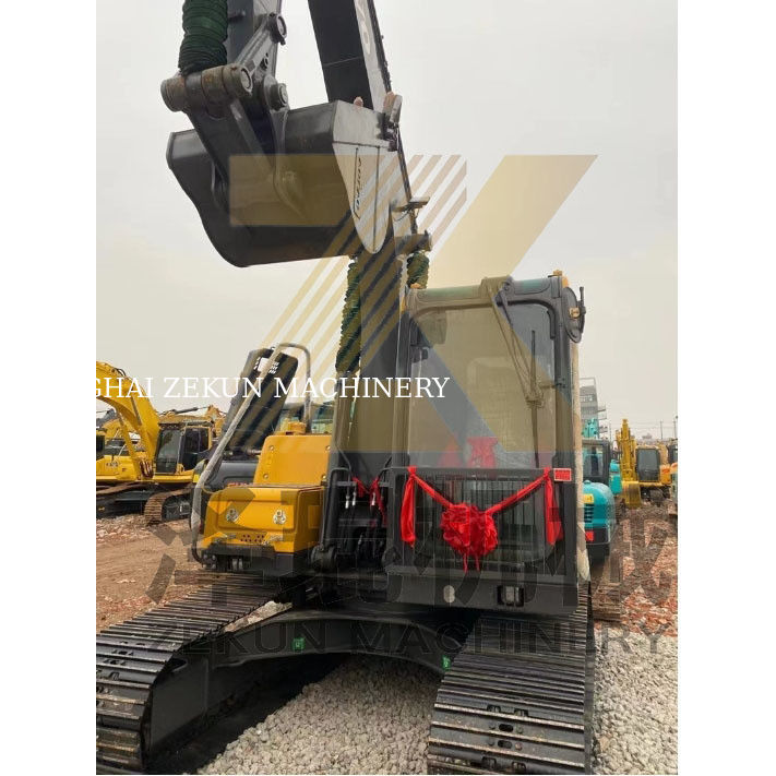 Excavadora Volvo EC140DL de 84 KW de segunda mano con buena transmisión final en buenas condiciones Año 2020