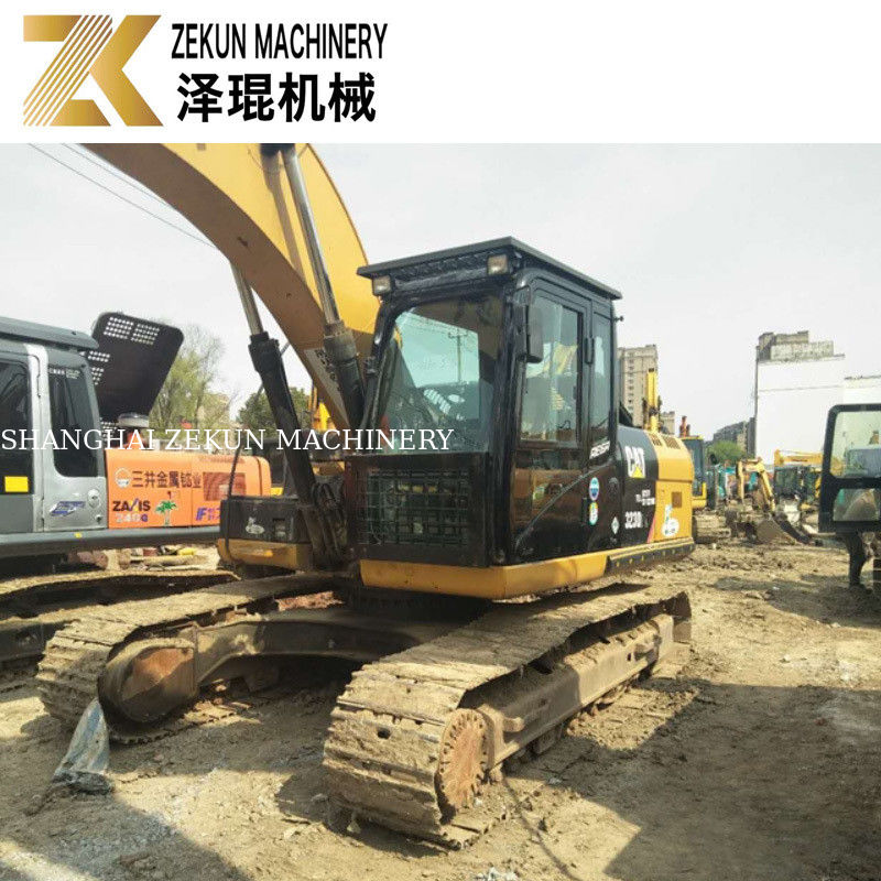 Actualice su excavación de construcción con la excavadora Cat 323D2 y el motor ACERT Cat C7.1