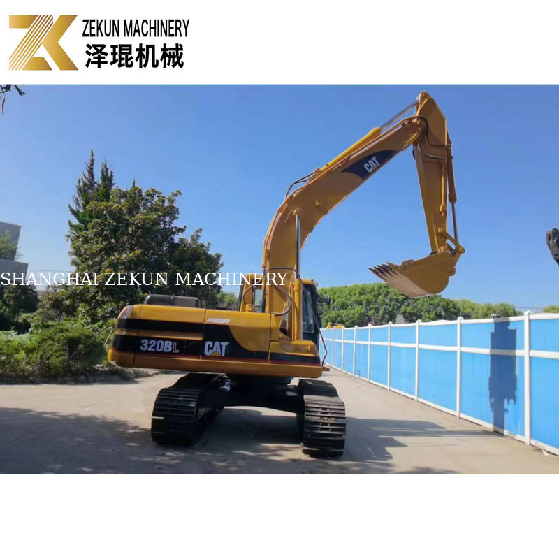 Excavadora usada Cat 320 BL con capacidad de 0.92 m3 y 2001-4000 horas de trabajo