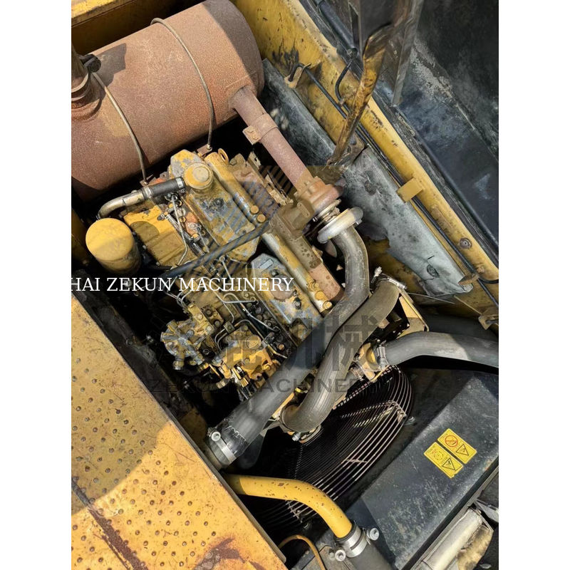2015 año de segunda mano Shantui Kato Excavator 320D en en Shanghai Otra bomba hidráulica