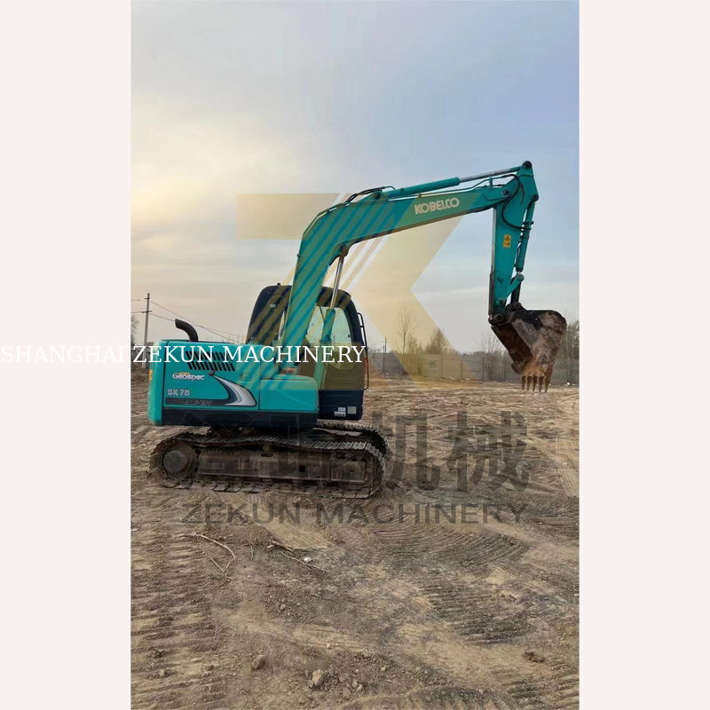 Excavadora usada Kobelco SK75-8 en excelente estado para la venta en Shanghai