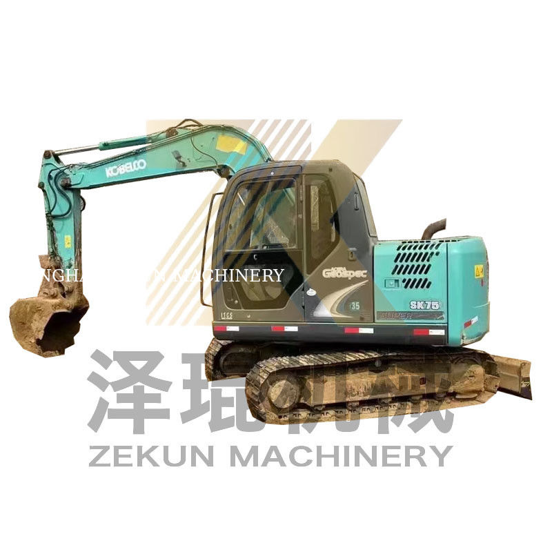 4001-6000 Horas de trabajo Usado Kobelco SK75-8 SR Excavadora para en subastas de Shanghai