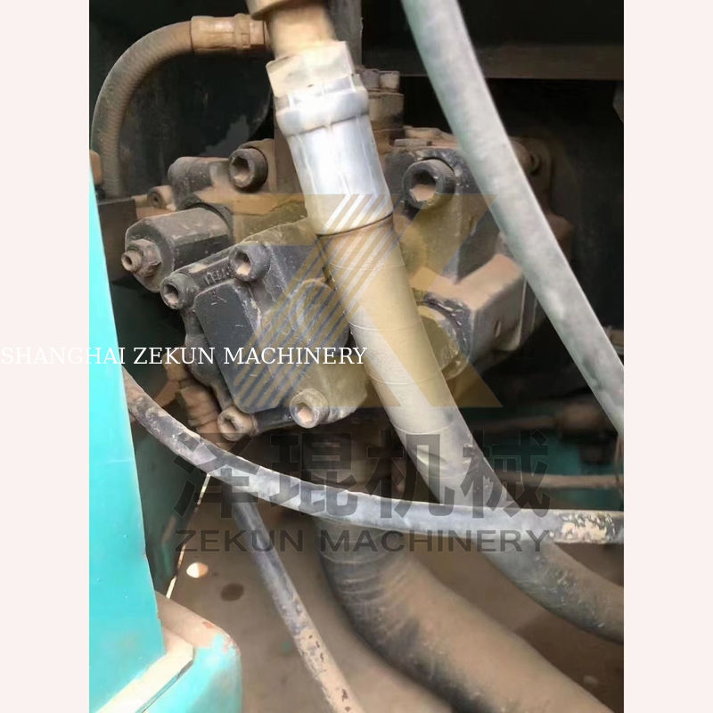 4001-6000 Horas de trabajo Usado Kobelco SK75-8 SR Excavadora para en subastas de Shanghai