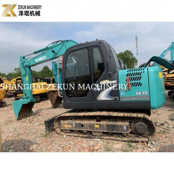 Mini excavadora de 7 toneladas Kobelco SK 75 SR UR con motor ISUZU y bomba hidráulica original