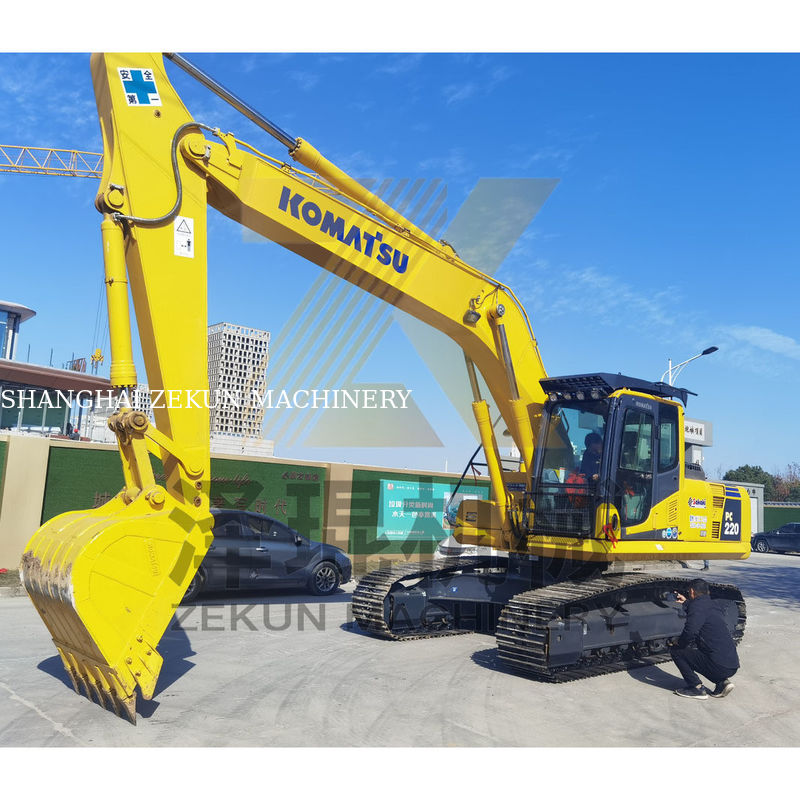 Gran oferta en la excavadora Komatsu PC220-22TON con 1170 horas de trabajo No te lo pierdas