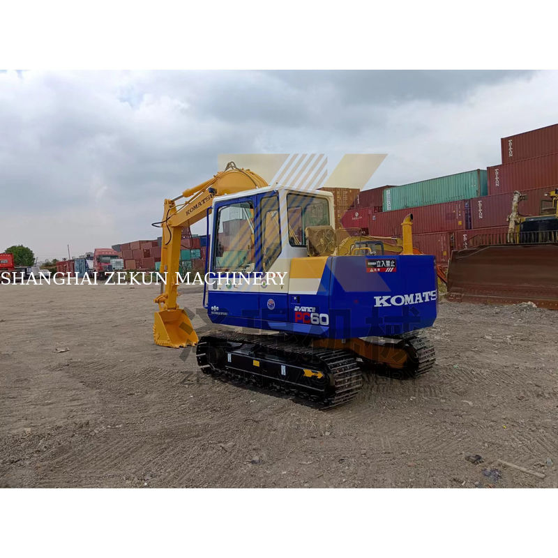 Excavadora Komatsu PC60-5 usada en buen estado con otro cilindro hidráulico y en 2022