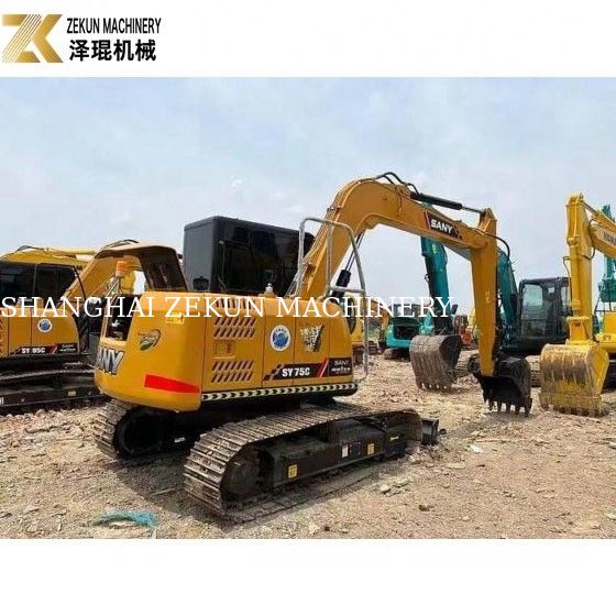 Excavadora usada Sany SY75 con capacidad de 0.28m3 y 2001-4000 horas de trabajo