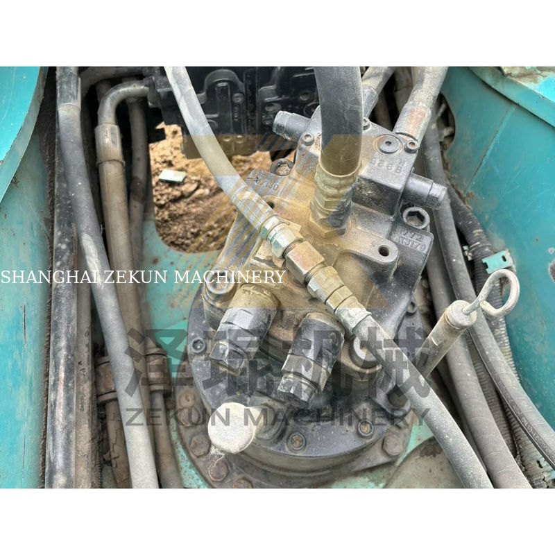 Maquina de excavación Kobelco SK210-8 de buena condición usada de 21 toneladas en Shanghai con año y motor HINO 2020