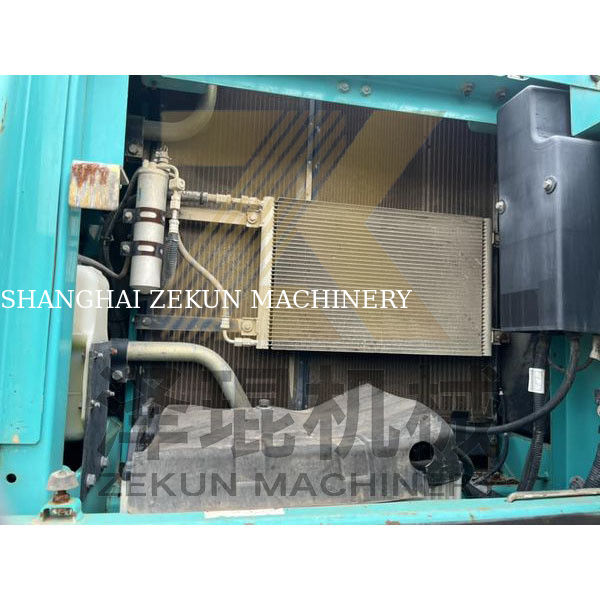 Máquina de excavadora Kobelco SK200-8 de 2018 con y con pocas horas de trabajo en las mejores condiciones