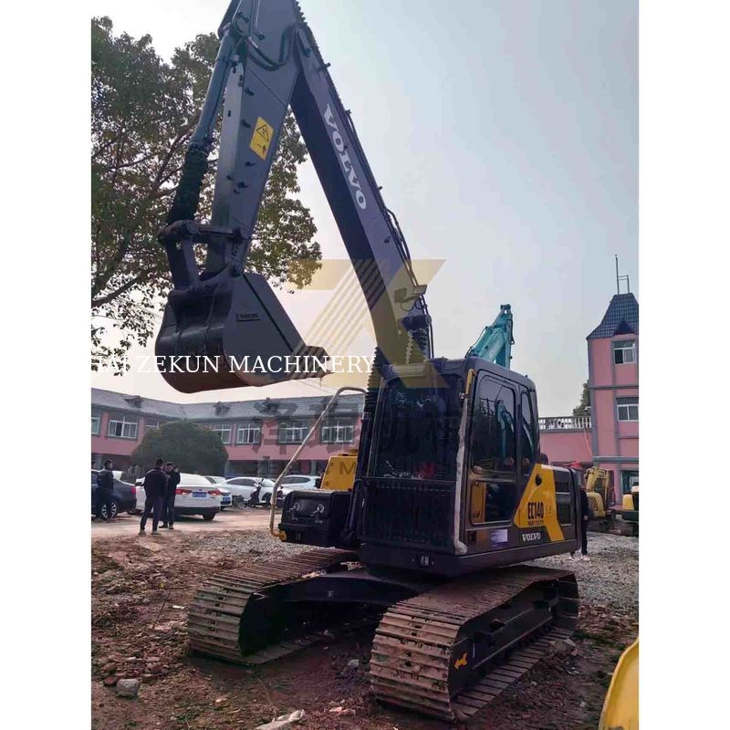 Otra bomba hidráulica EC140 Excavadora en buen estado y con un peso de la máquina de 15870 kg