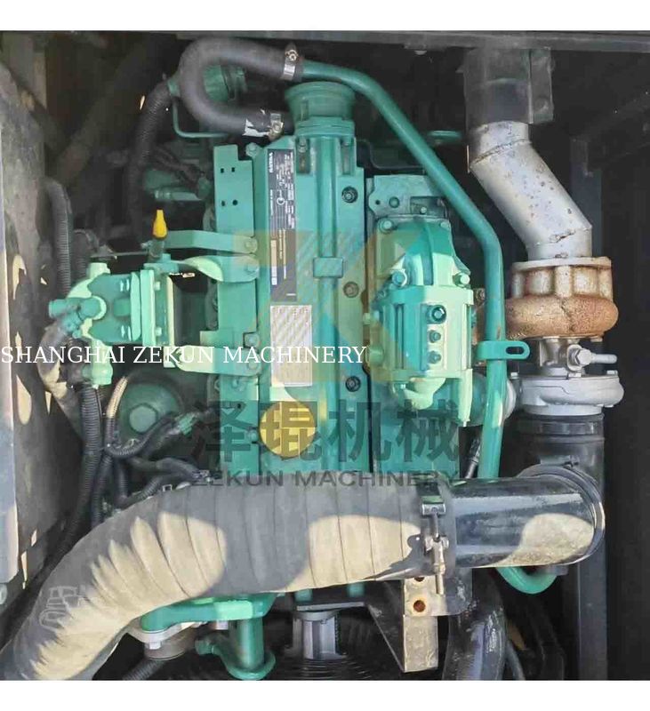 Excavadora Volvo EC140DL bien mantenida, motor D3.8E de 14 toneladas de peso en funcionamiento