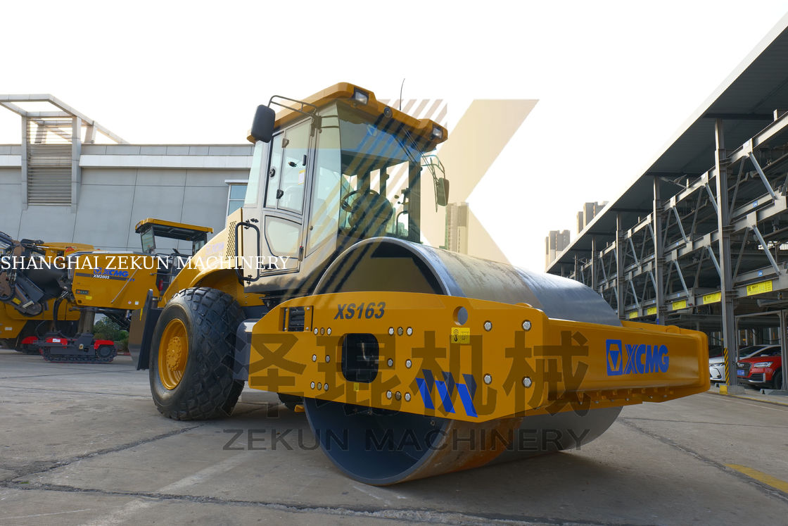 16 toneladas XCMG XS163 Roller vibratorio China Equipo de la etapa II