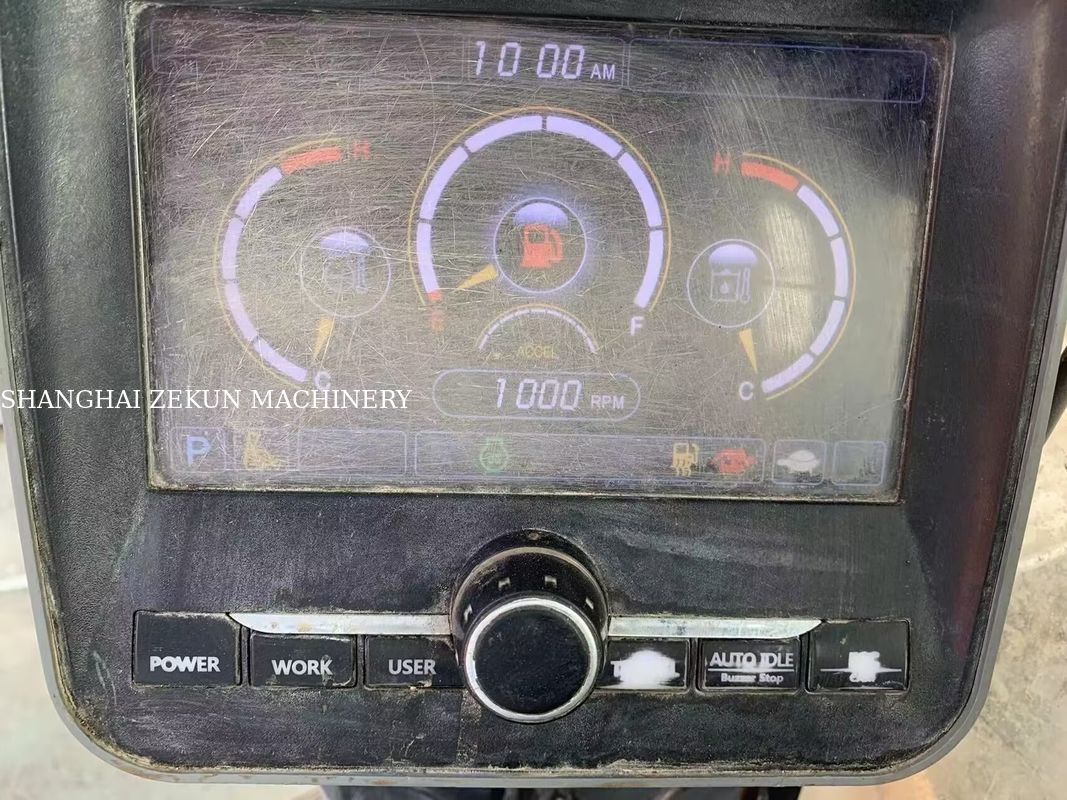 Excavadora Hyundai 305LC-9T con 17 818 horas de trabajo en excelente estado