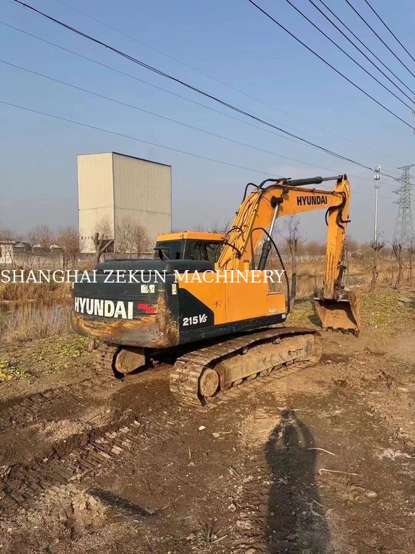 Excavadora 2018 R215VS 3 800 horas de trabajo Perfecto para trabajos pesados