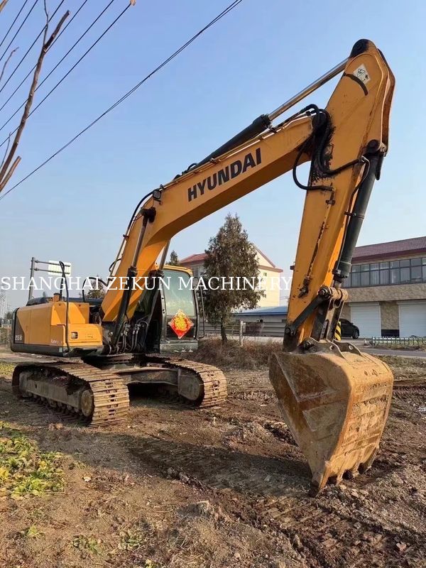Excavadora 2018 R215VS 3 800 horas de trabajo Perfecto para trabajos pesados