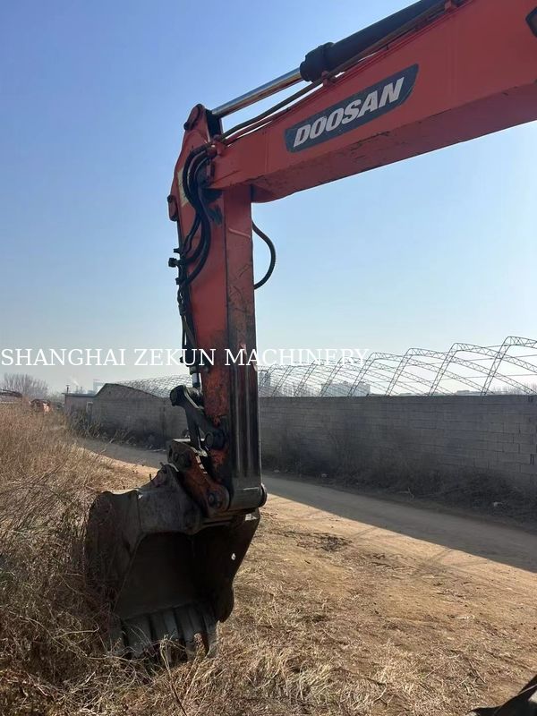 Excavadora Doosan DX150W-9C Tipo de rueda de 15 toneladas para la venta