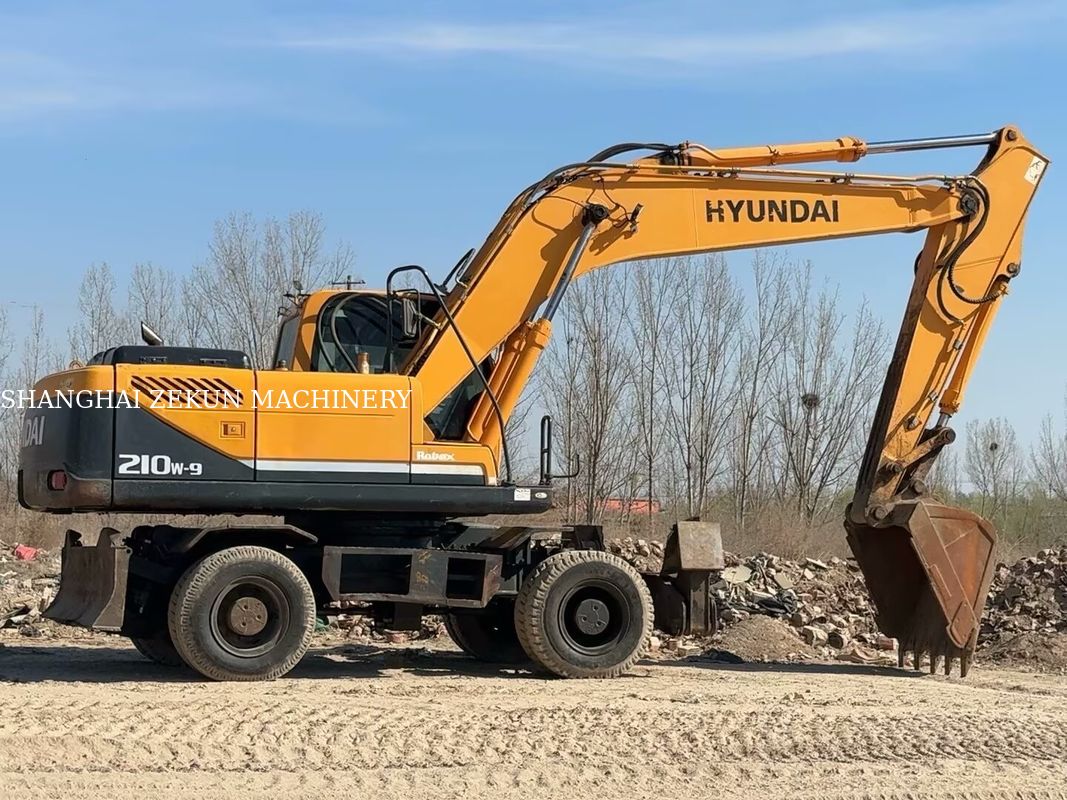 2014 Hyundai R210W-9 Excavadora de ruedas de 21 toneladas perfecta para proyectos de construcción