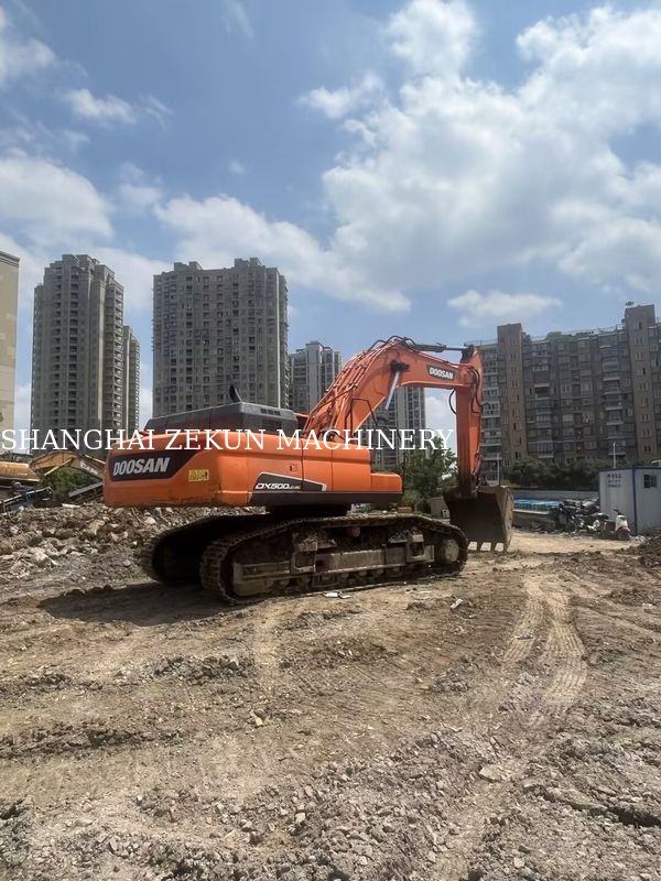 Excavadora Doosan DX500LC-9C usada, 800 rpm, potencia y altura máxima de excavación 11