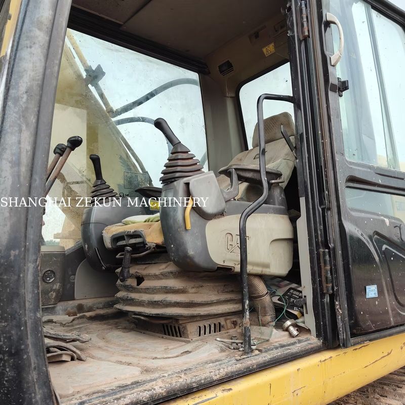 Excavadora CAT 320D 2016 de clase 20 toneladas con motor CAT C6.4 ACERT Profundidad máxima de excavación 680 mm