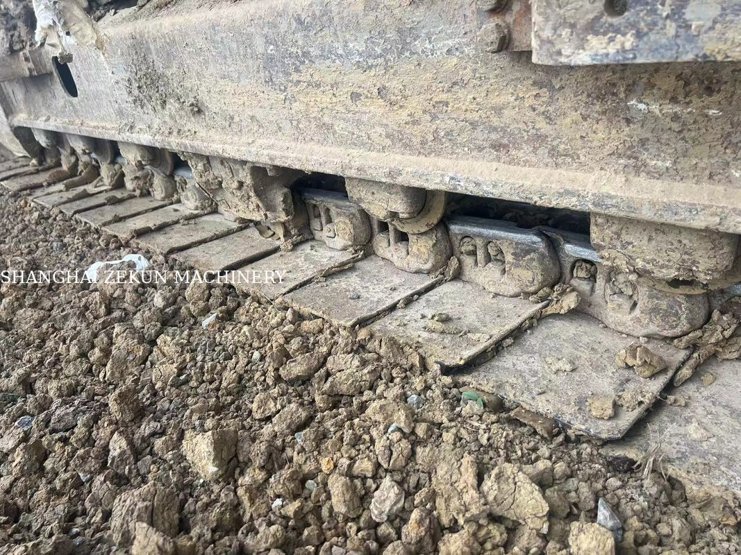 Excavadora Hitachi ZX200-5A de 2022 con altura máxima de excavación de 9 y velocidad de giro de 13.3 rpm, 5500 horas
