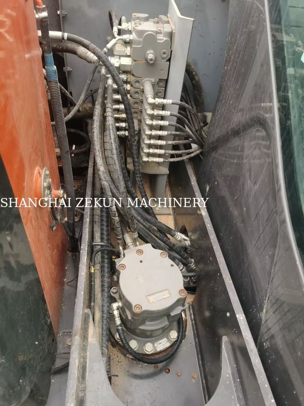 2023 Hitachi ZX60C-6A Excavadora 2785 horas Peso operativo 5 Cumple con el nivel 3 / Estadio III de la norma de emisiones