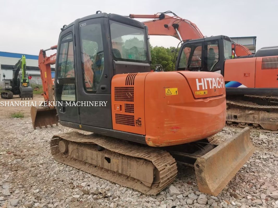 2023 Hitachi ZX60C-6A Excavadora 2785 horas Peso operativo 5 Cumple con el nivel 3 / Estadio III de la norma de emisiones