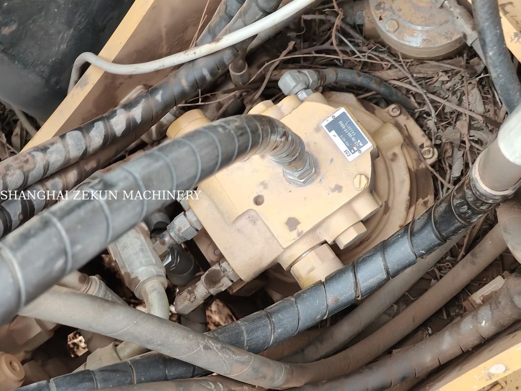 Excavadora CAT 307E2 de 2019 con alcance máximo a nivel del suelo de 400 mm y capacidad del tanque de combustible de 135 l