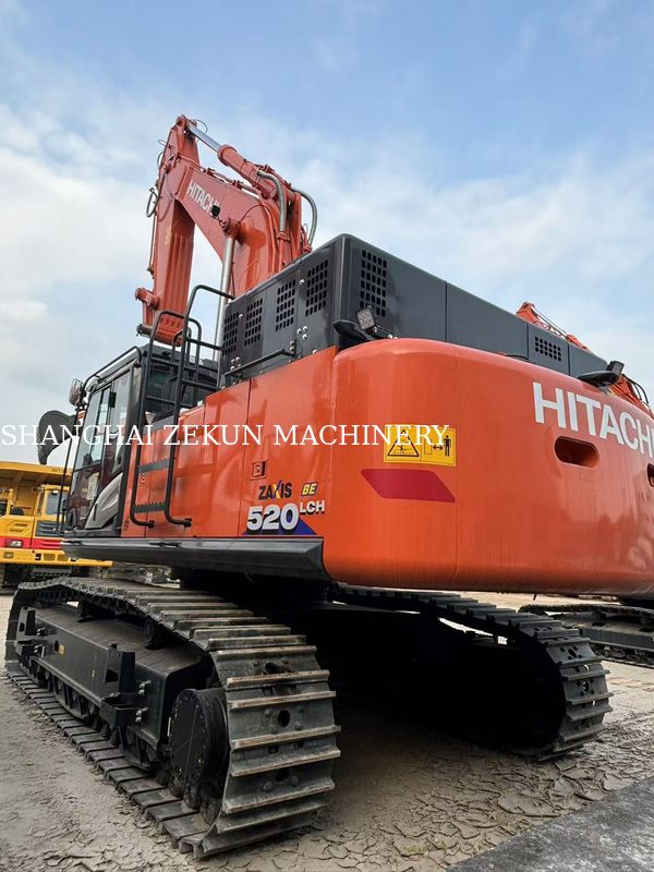2024 Hitachi ZX520LCH Excavadora de alcance máximo en el nivel 12 del suelo Deslocamiento 15.68 L para el próximo proyecto