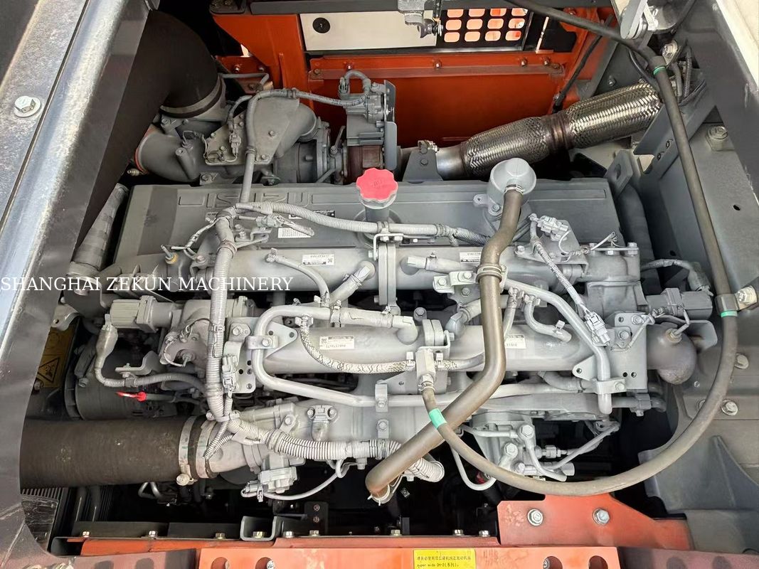 2024 Hitachi ZX520LCH Excavadora de alcance máximo en el nivel 12 del suelo Deslocamiento 15.68 L para el próximo proyecto