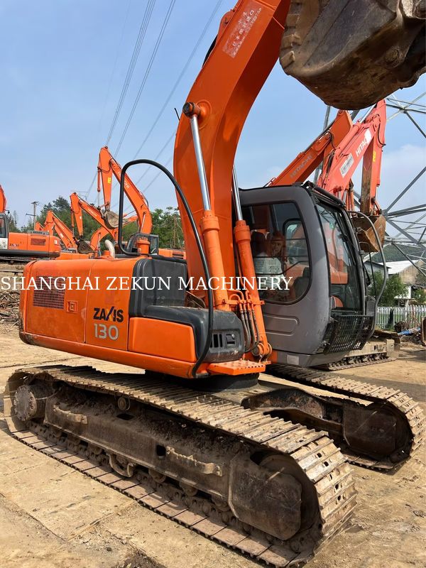 Excavadora usada Hitachi ZX130-6 con 11053 horas 4.6m longitud del arco 34.3 MPa presión hidráulica