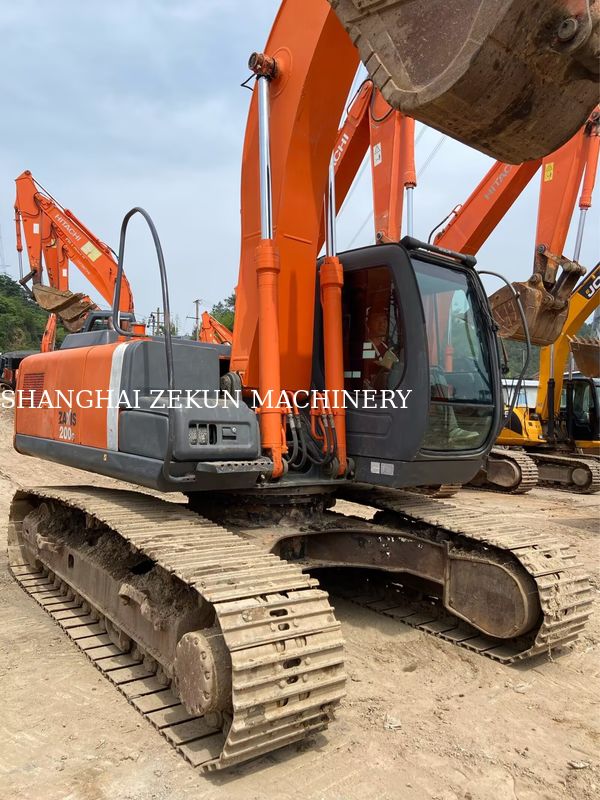 Excavadora usada Hitachi ZX200-3G con 11050 horas Largo del brazo 2.94 M Largo del arco 5.7 M